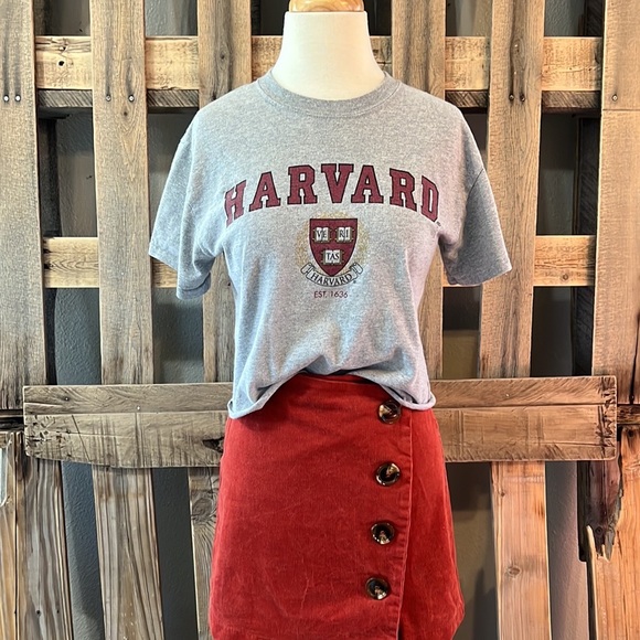 Meet your Posher, Jessica - Picture 2 of 4